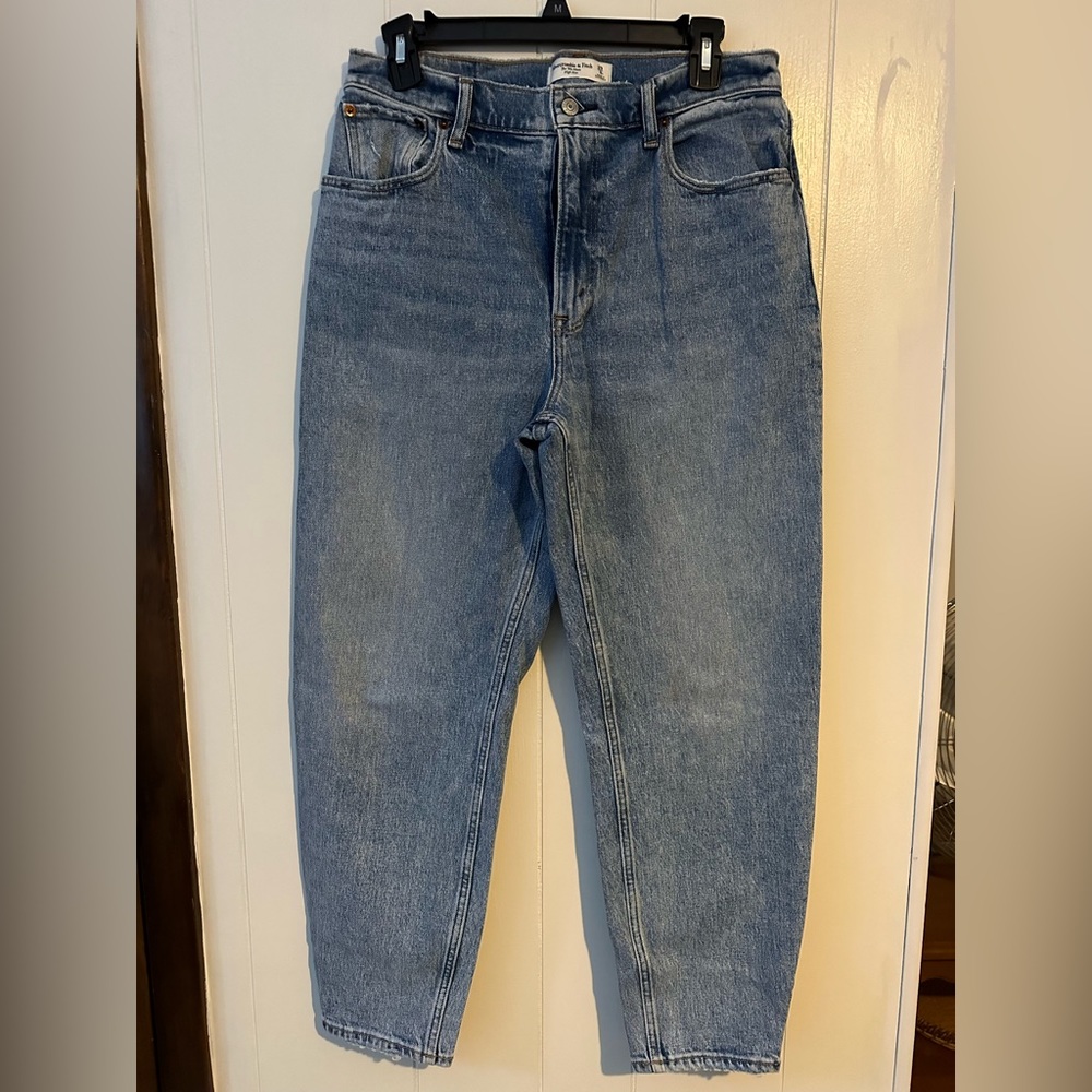 Abercrombie 80’s High Rise Jeans